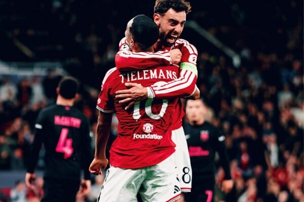 Manchester United mengamankan tiga poin penuh dalam laga kembalinya mereka ke Liga Champions pada Kamis malam, sekali lagi berkat inspirasi dari sosok andalan mereka, Bruno Fernandes