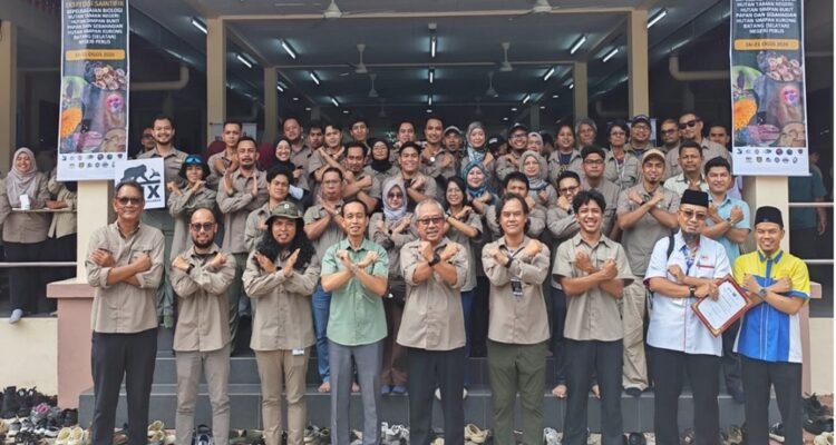 Tim Kehutanan FBiPK UB Petakan Biodiversitas dan Potensi HHBK di Hutan Perlis Malaysia