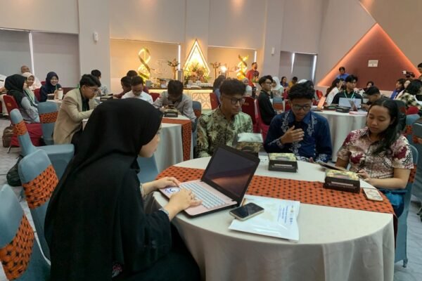 ISHCR FH UB Soroti Masa Depan Ruang Sipil Bertepatan Peringatan 22 Tahun Wafatnya Munir