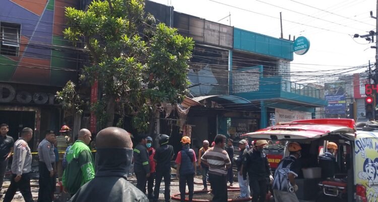 Kebakaran di Toko Madura Malang Telan Satu Korban Jiwa, Seorang Lainnya Alami Luka Bakar Serius