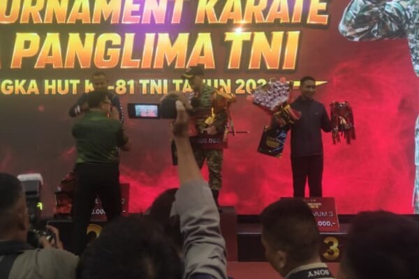 Jadi Juara Umum di Piala Panglima, Ini Rahasia Pembinaan Karateka Kodam V/Brawijaya di