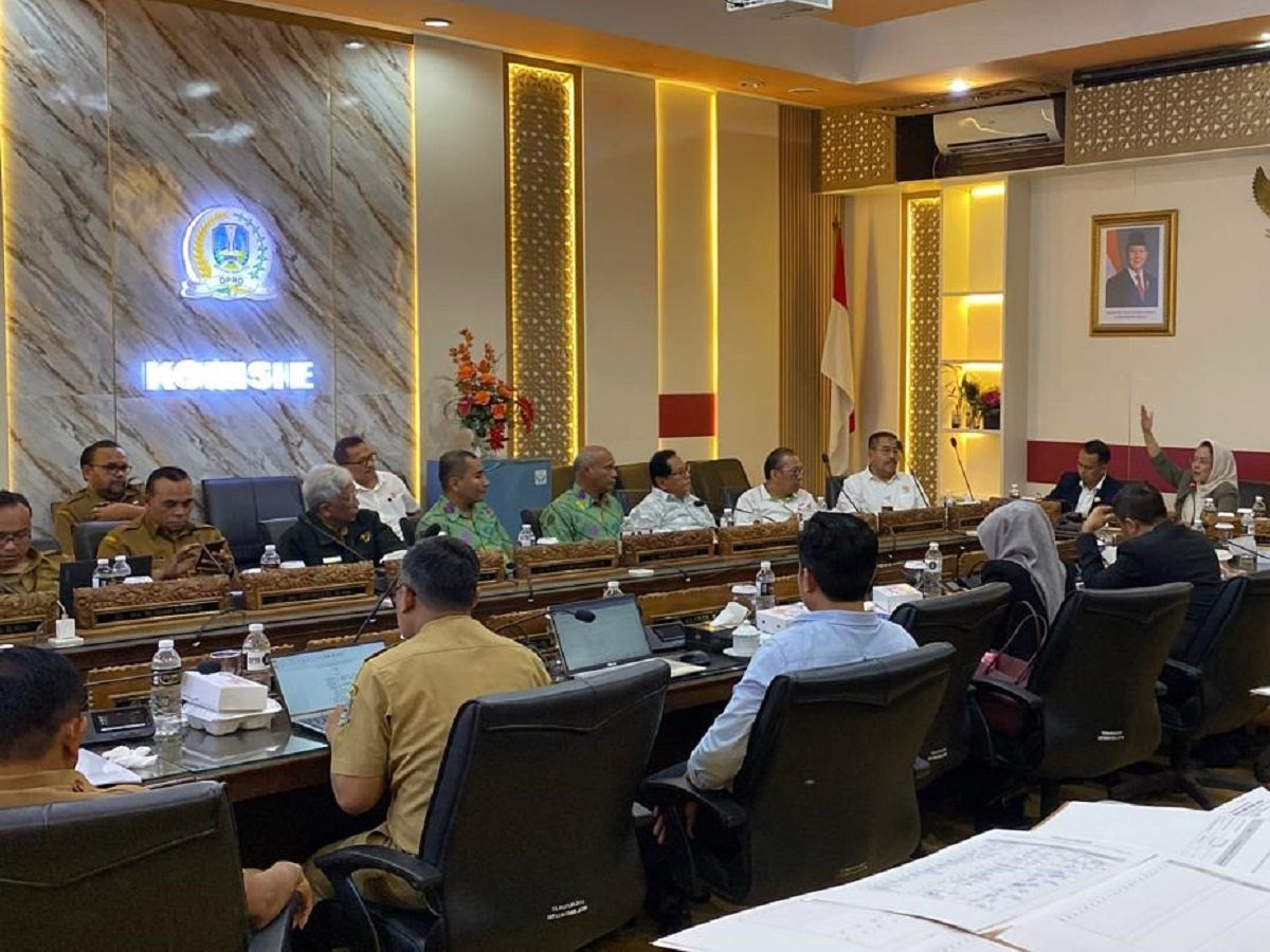 Bahas Raperda Keolahragaan, Komisi E DPRD Jatim Soroti Beban Ganda SMANOR
