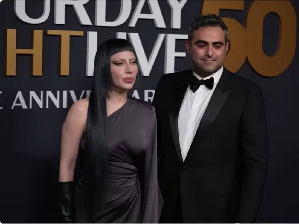 Lady Gaga dan Michael Polansky Sambut Anak Pertama