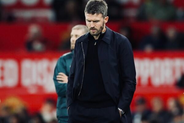 Brighton Tendang Manchester United dari Carabao Cup, Michael Carrick Siap Tanggung Jawab