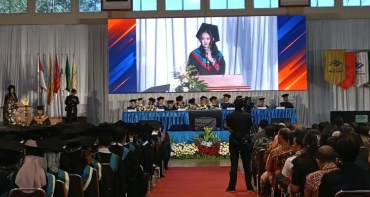 Sesuai Tema Wisuda XVI, Universitas Ma Chung Cetak Lulusan Berdampak