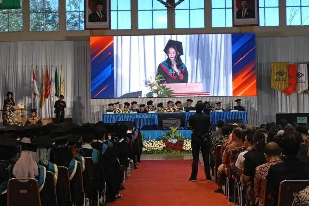 Sesuai Tema Wisuda XVI, Universitas Ma Chung Cetak Lulusan Berdampak
