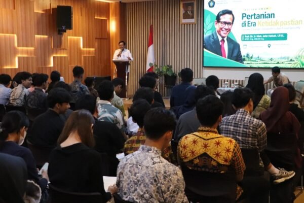 Masa Depan Pertanian di Tengah Perubahan Iklim dan Geopolitik Jadi Pembahasan Kuliah Umum FBiPK UB