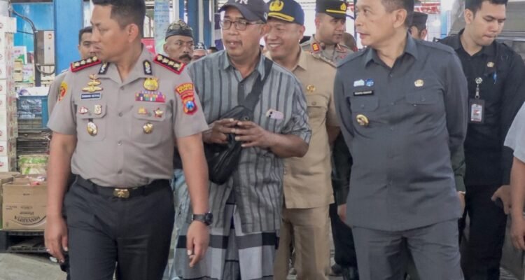 Kawal Penataan Pasar Induk Gadang, Polresta Malang Kota Pastikan Arus Lalu Lintas Tetap Lancar