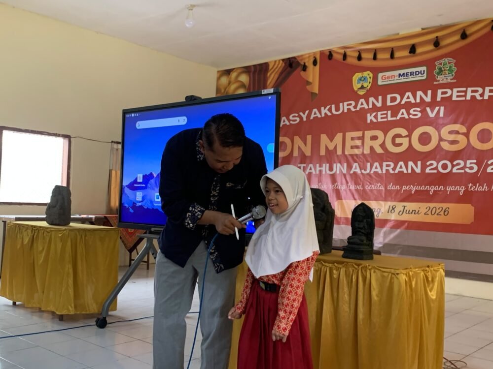 Program Museum Keliling Disdikbud Kota Malang SDN Mergosono 2 Museum Keliling Perkenalkan Jejak Kerajaan di Malang kepada Siswa SDN Mergosono 2 Lewat Arca