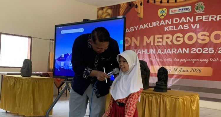 Museum Keliling Perkenalkan Jejak Kerajaan di Malang kepada Siswa SDN Mergosono 2 Lewat Arca