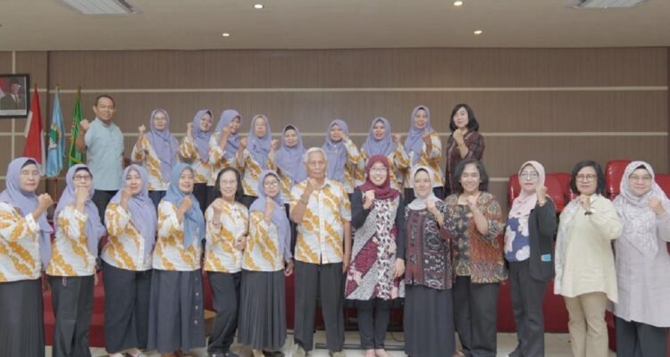 Kopwan Khadijah Sidoarjo Belajar Sistem Tanggung Renteng dari Kopmen SBW Malang