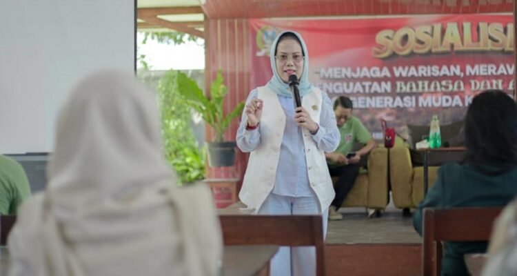 Bangkitkan Literasi Aksara Nusantara, Sri Untari Ajak Guru Bahasa Jawa di Kabupaten Malang Lakukan Ini