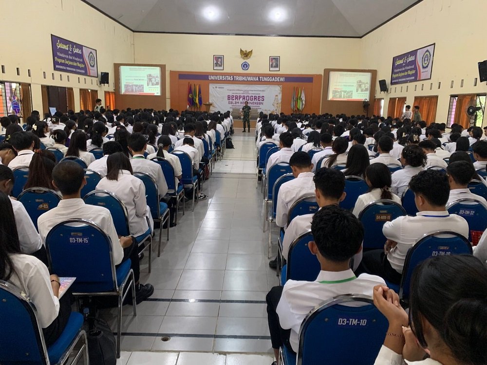 UNITRI Sambut 693 Mahasiswa Baru, UNITRI Tegaskan Komitmen Kampus Multikultur lewat PKKMB