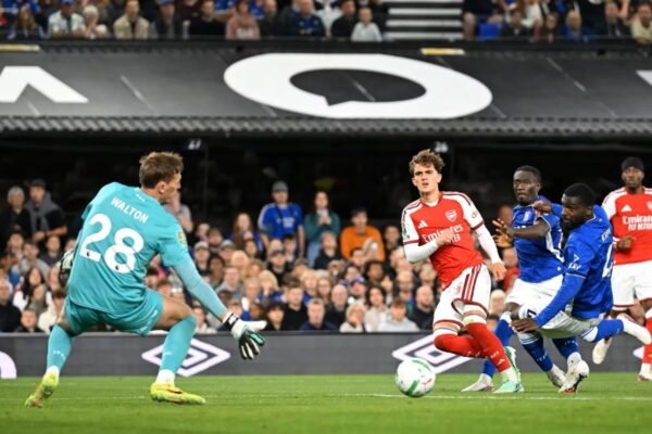Publik Soroti Penampilan Gemilang Max Dowman dalam Kemenangan Arsenal vs Ipswich di Carabao Cup