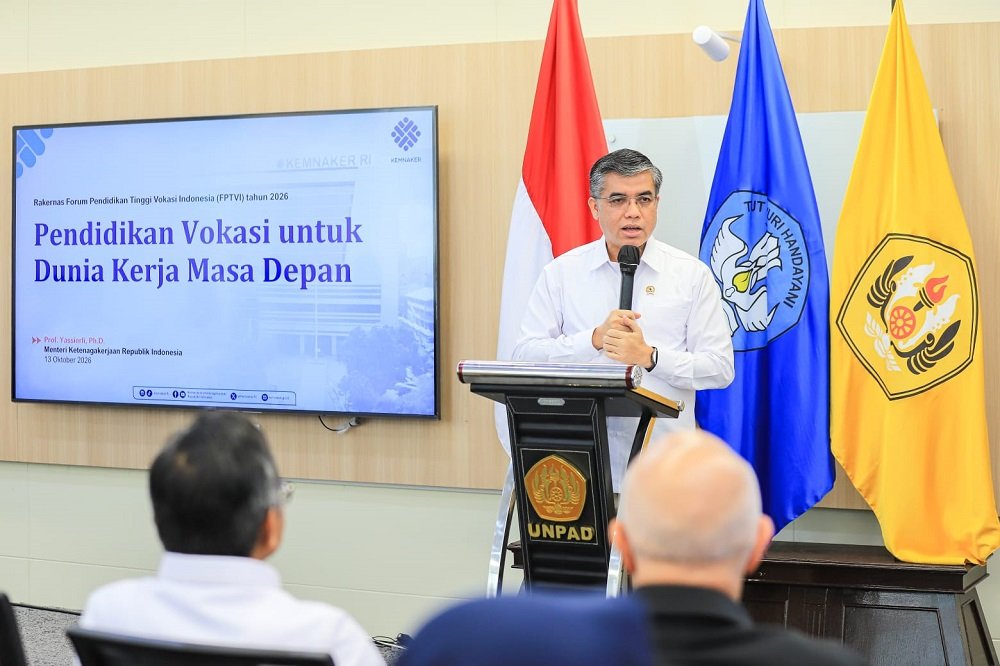 067-Menaker Yassierli Kemnaker Targetkan Pembangunan 60 Balai untuk Perluas Akses Pelatihan Kerja