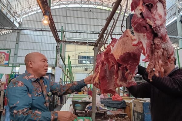 Harga Beras dan Daging Sapi di Kota Malang Masih Mahal, Cabai Rawit Turun