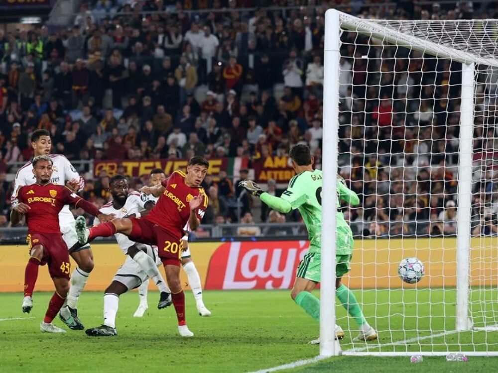 Kejar-Kejaran Gol, Real Madrid Tekuk AS Roma 4-3