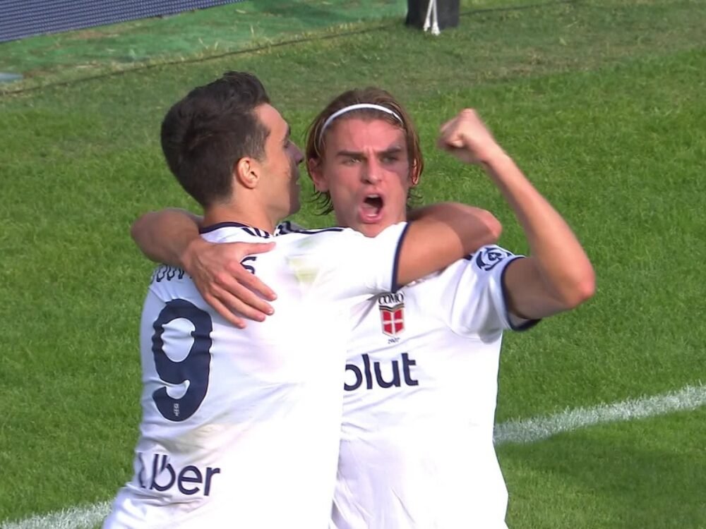 Kalahkan Fiorentina 3-1, Como Merangsek ke 4 Besar