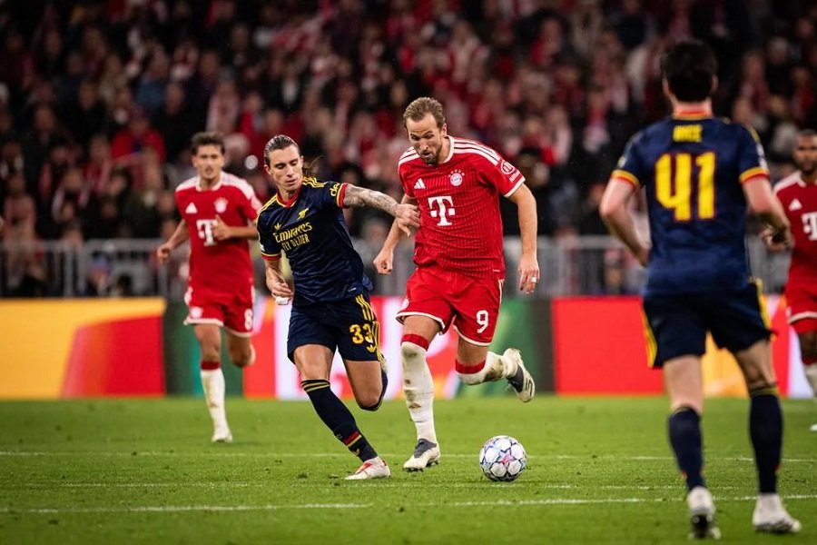 656-Harry Kane di laga Bayern vs Arsenal Hasil Liga Champions, Arsenal Tahan Bayern Munich 2-2