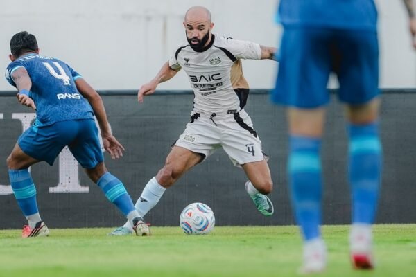 Benamkan Dewa United 4-0, Arema FC Kembali ke Jalur Kemenangan
