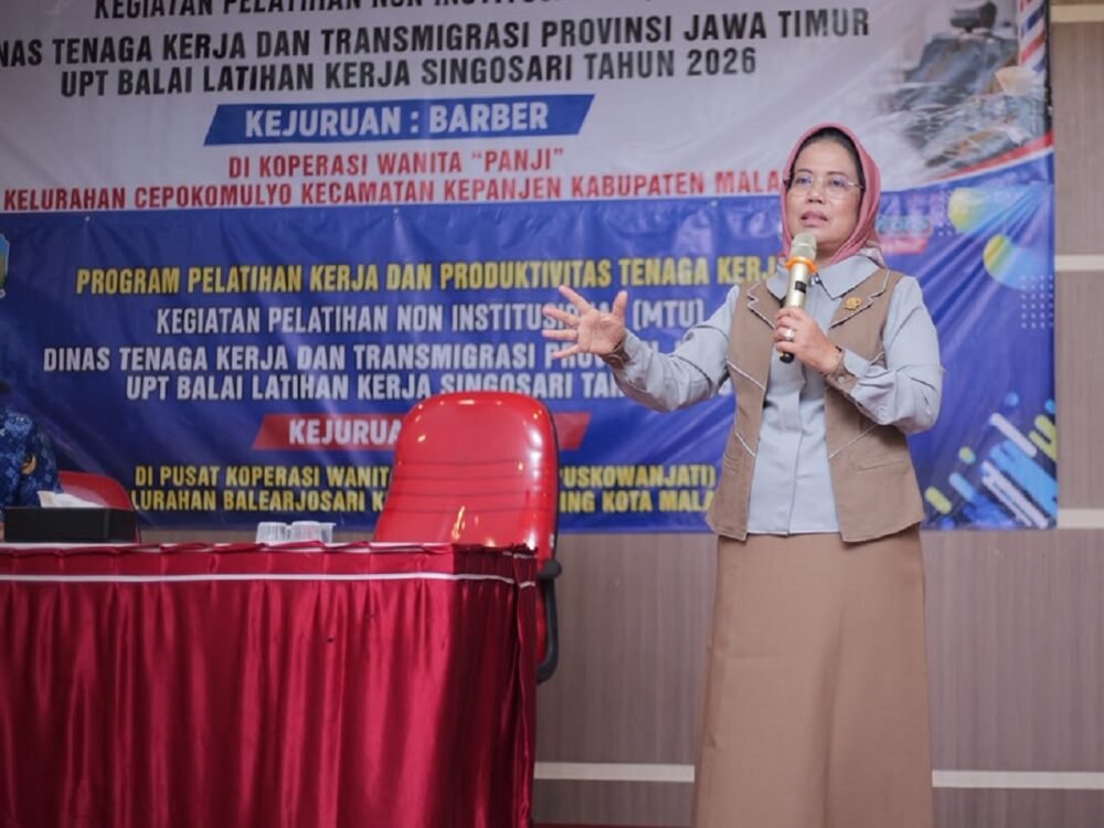 BLK Singosari Barbershop Dukungan Pokir Komisi E DPRD Jatim, Puluhan Perempuan Ikuti Pelatihan Barbershop di BLK Singosari