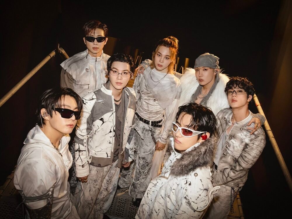 BTS Peru Pertama Kali Konser di Peru, BTS Minta Fans Tak Berkumpul di Depan Hotel