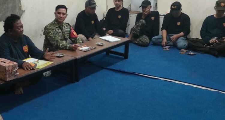 Komsos dan Bina Linmas Babinsa Kelurahan Bareng Perkuat Kesiapsiagaan Masyarakat
