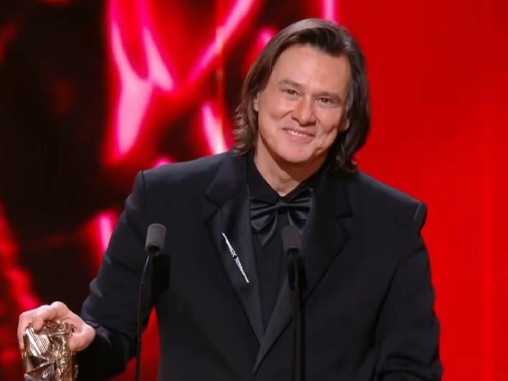 Jim Carrey Menikah Ketiga Kalinya, Pilih Hidup Tenang di Hawaii