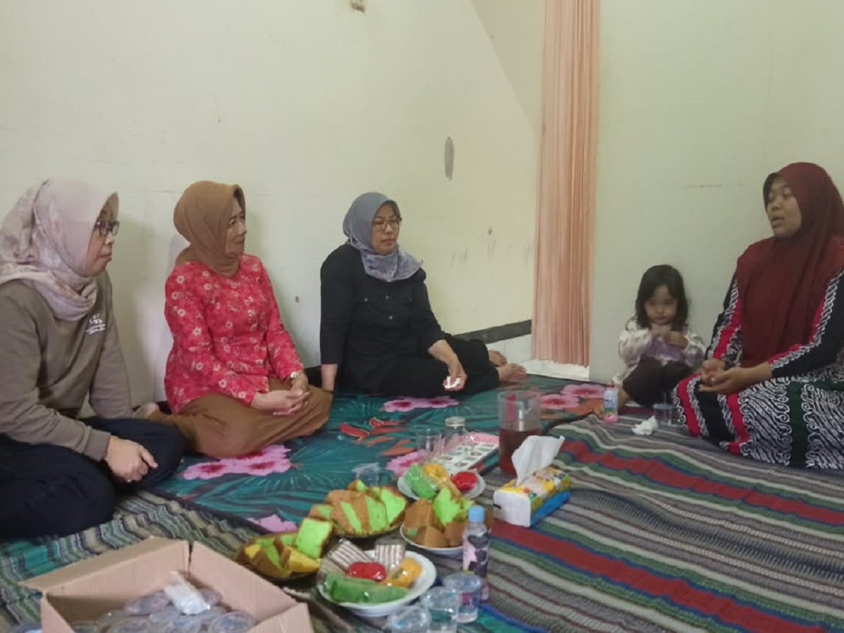 Kopmen SBW Kopmen SBW Malang Serahkan Santunan Duka dan Layanan BPJS Ketenagakerjaan bagi Keluarga Ibu Sri Partini Sebagai Wujud Kepedulian Nyata