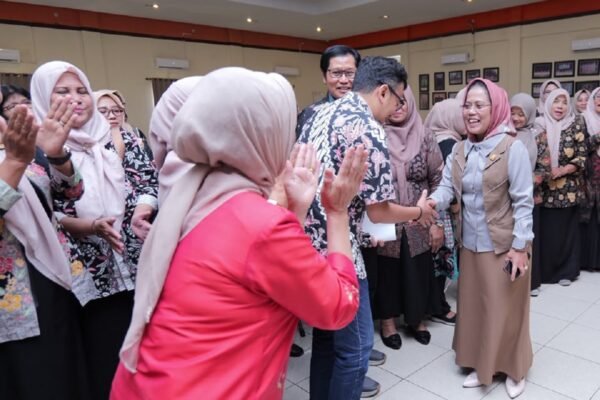 Kunjungan Puskopwan Kabupaten Jombang ke Kopmen SBW, Sri Untari Bahas Fondasi Kemandiran Koperasi
