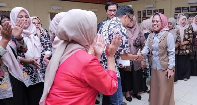 Kunjungan Puskopwan Kabupaten Jombang ke Kopmen SBW, Sri Untari Bahas Fondasi Kemandiran Koperasi