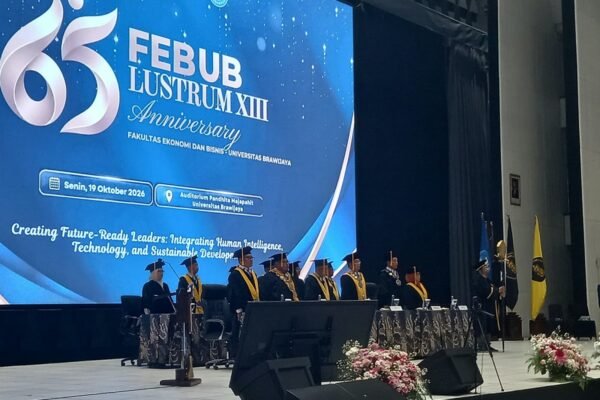 Peringatan Lustrum XIII, FEB UB Cetak Rekor Serapan Alumni Hingga 100 Persen