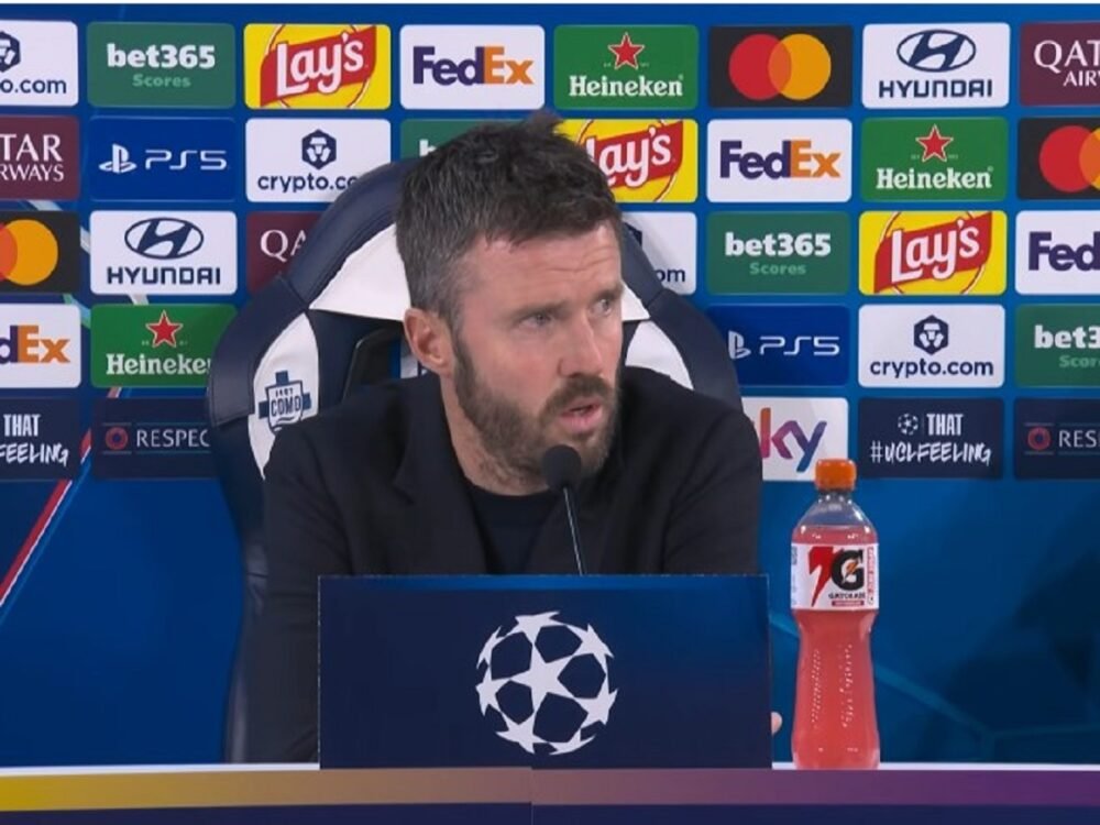 Curhat Michael Carrick Setelah Tujuh Pertandingan Tanpa Kemenangan, Minta Maaf Kepada Suporter MU