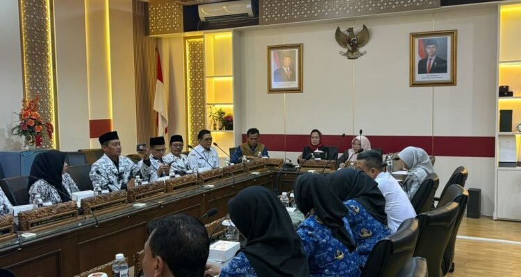 Komisi E DPRD Jatim Tampung Aduan PGRI Sidoarjo Terkait Polemik Pembatasan Jabatan Kepala Sekolah