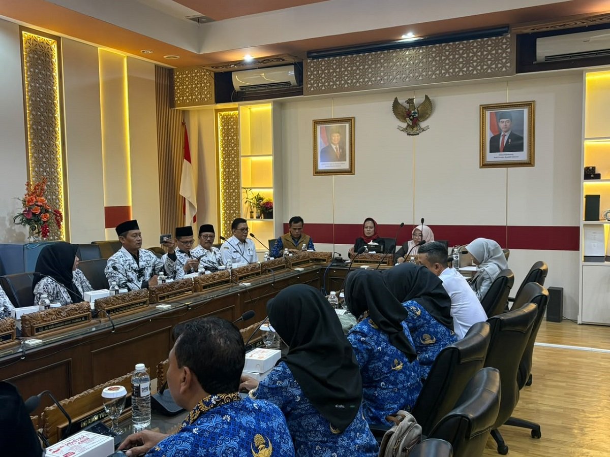 Komisi E DPRD Jatim Tampung Aduan PGRI Sidoarjo Terkait Polemik Pembatasan Jabatan Kepala Sekolah
