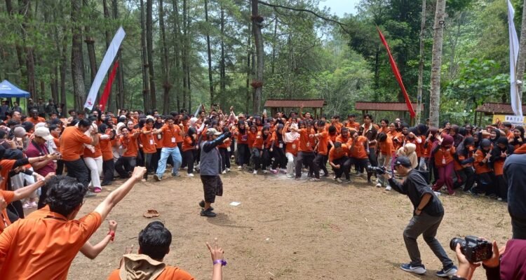Keseruan Hari Kedua ADIYC 2026: Ratusan Mahasiswa Lintas Negara PTMA Antusias Ikuti Outbound dan Dinamika Kelompok di Pujon Hills