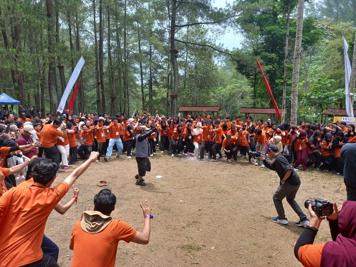 Keseruan Hari Kedua ADIYC 2026: Ratusan Mahasiswa Lintas Negara PTMA Antusias Ikuti Outbound dan Dinamika Kelompok di Pujon Hills