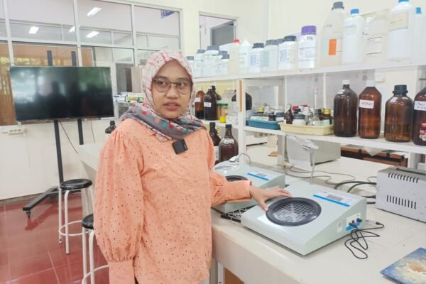 Tekan Bahaya Limbah Merkuri, Dosen UB Kantongi Paten Riset Mikroba Penghasil Siderofor