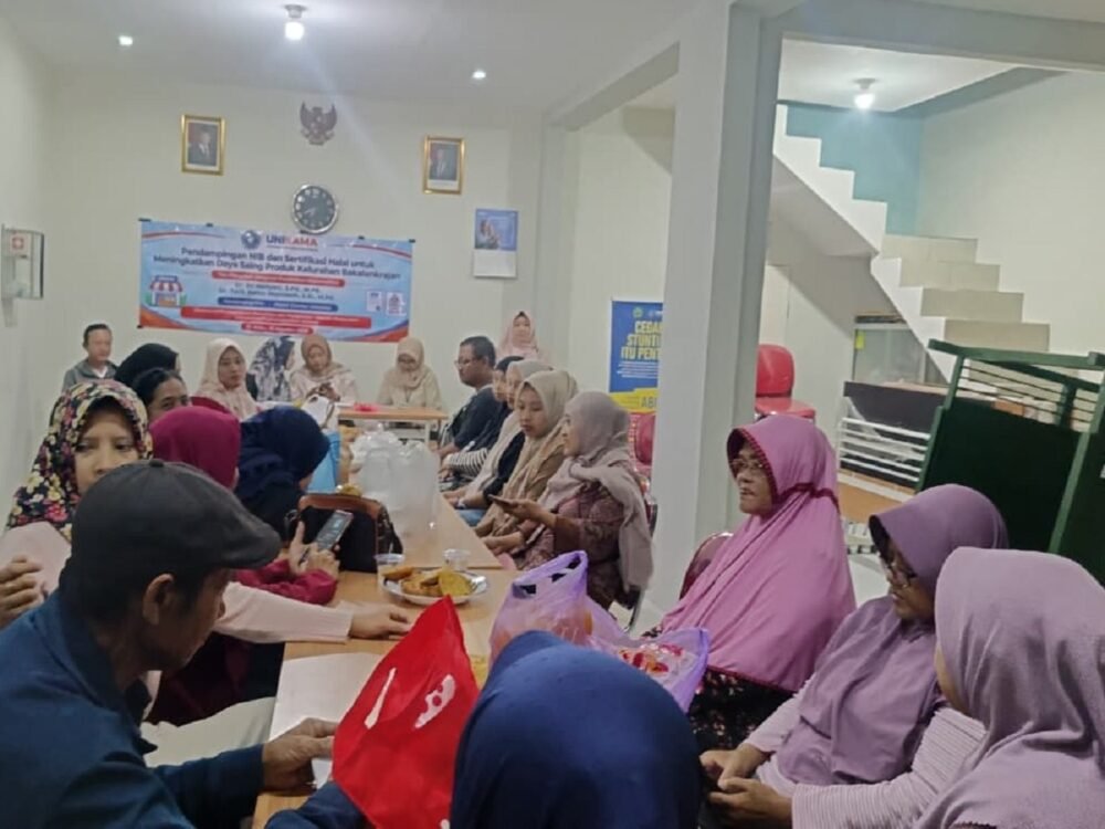 Tim Pengabdian UNIKAMA Dampingi UMKM Bakalankrajan Urus NIB dan Sertifikat Halal