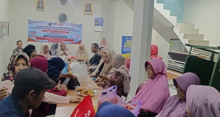 Tim Pengabdian UNIKAMA Dampingi UMKM Bakalankrajan Urus NIB dan Sertifikat Halal